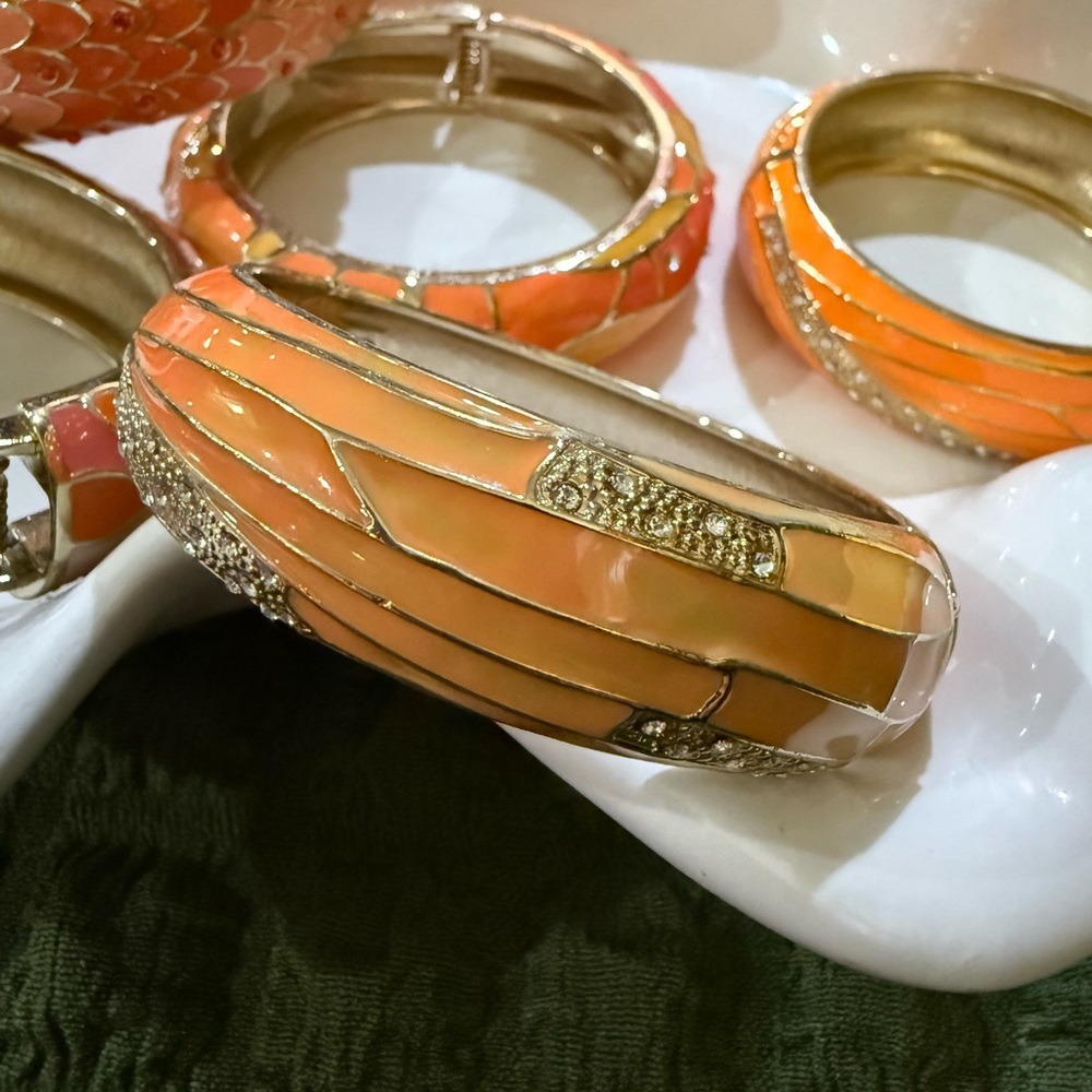Sequin Brand NWT Orange Hinged Metal Bracelet with Elegant Designs